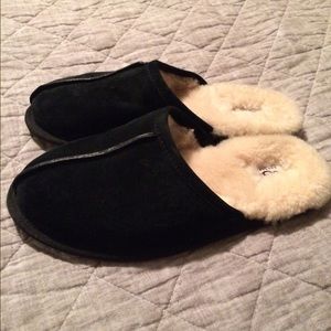 Ugg slippers